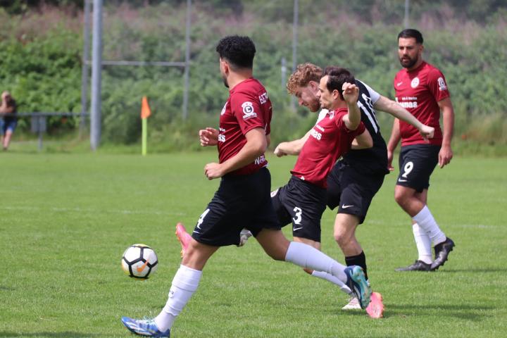 Ein Fußballspiel der Elektra Hellas Nürnberg.