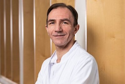 Jaroslaw Maruszewski Portrait von Herrn Jaroslaw Maruszewski, Oberarzt der Klinik für Innere Medizin in den DR. ERLER KLINIKEN.
